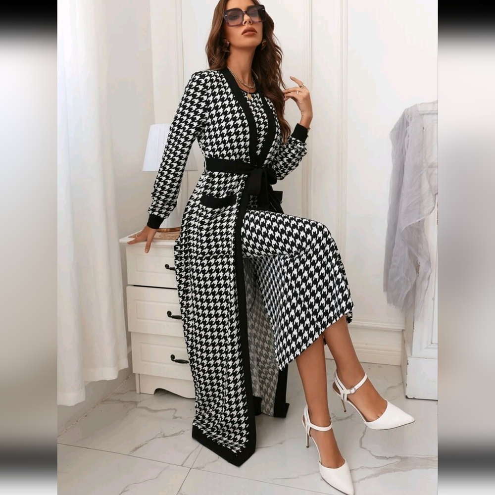 Houndstooth Slit Back Bodycon Dress & Patched Pocket Belted Coat - Picture 7 of 8